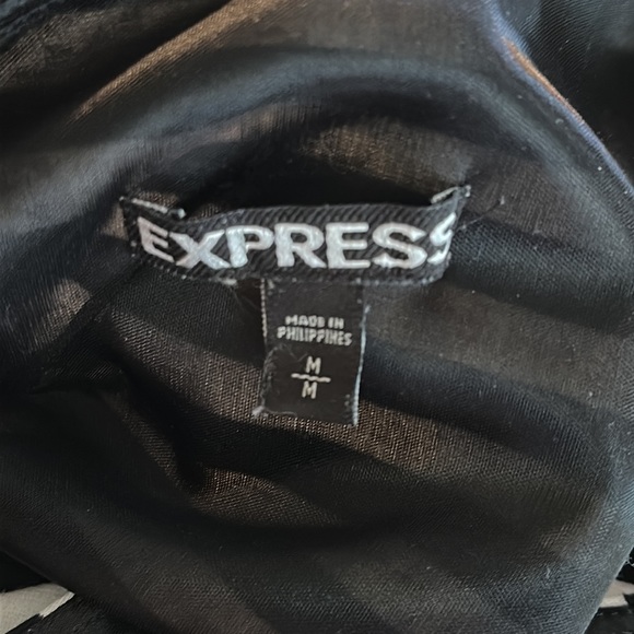 Express dress - Picture 7 of 7
